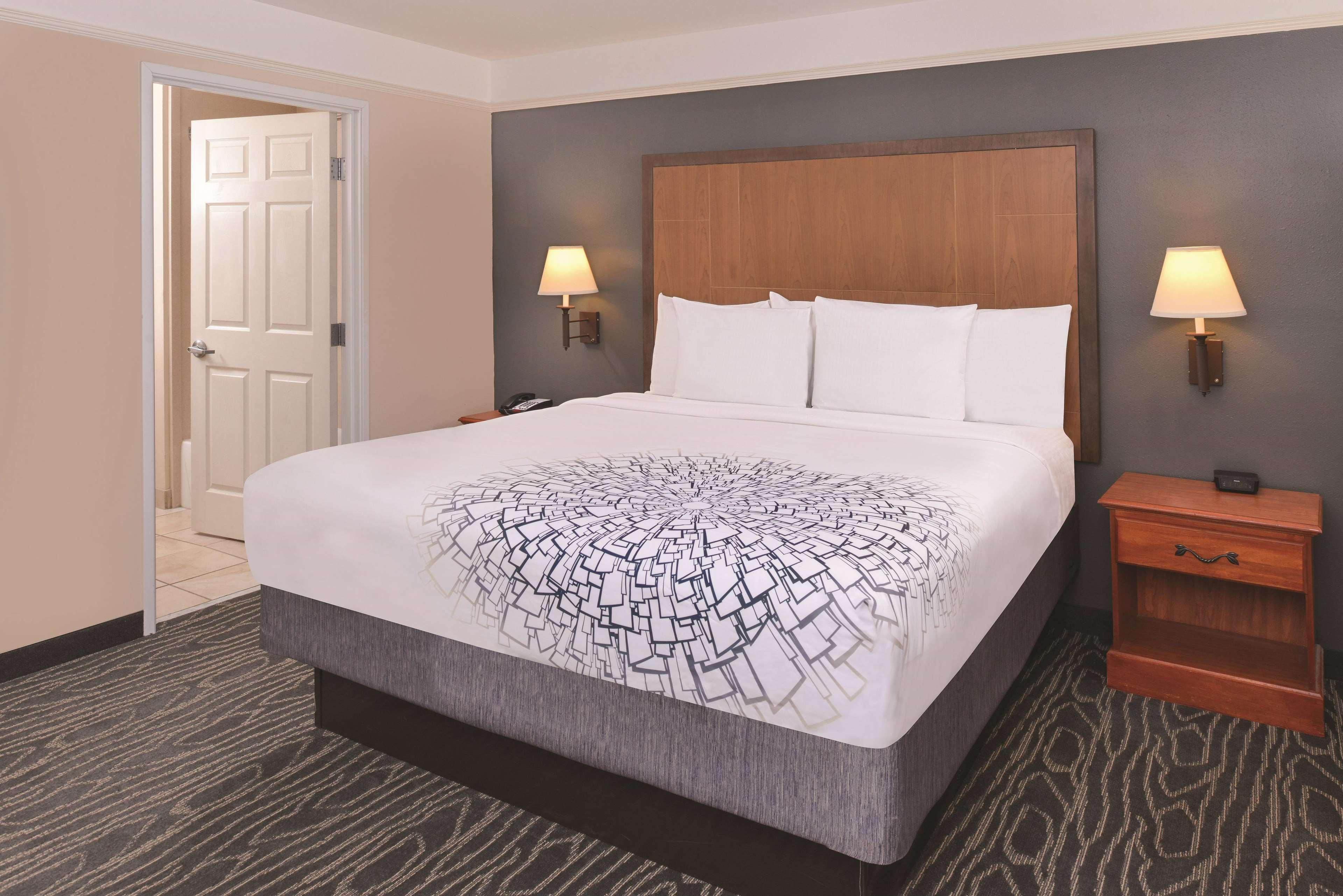 La Quinta By Wyndham Ruidoso Downs Hotel Exterior photo